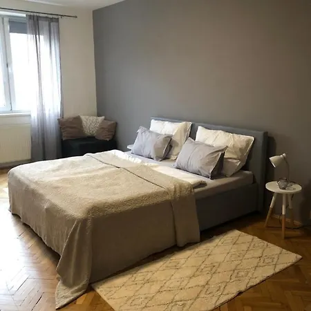 Lägenhet Apartman Vodna 4 *